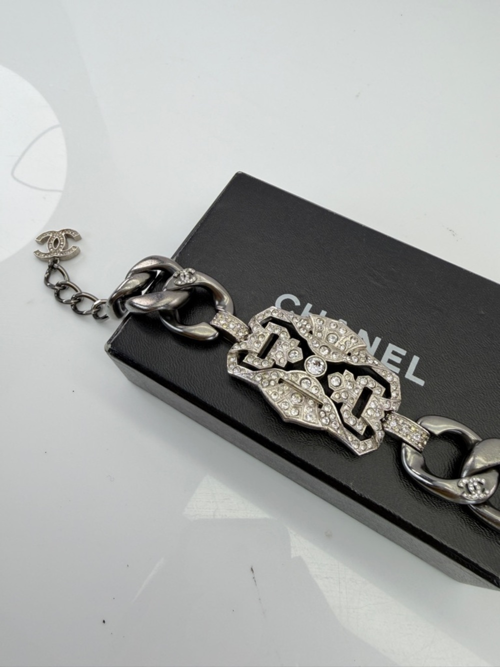 CHANEL Ruthenium Gunmetal and Crystal Art Deco Bracelet with CC Charm - Picture 13 of 14